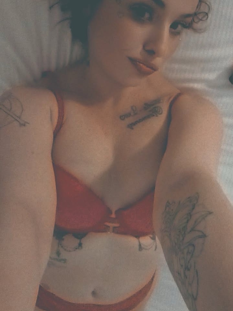 Amber Jade photo 7