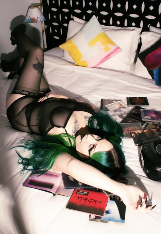 Sarah Sea photo 24