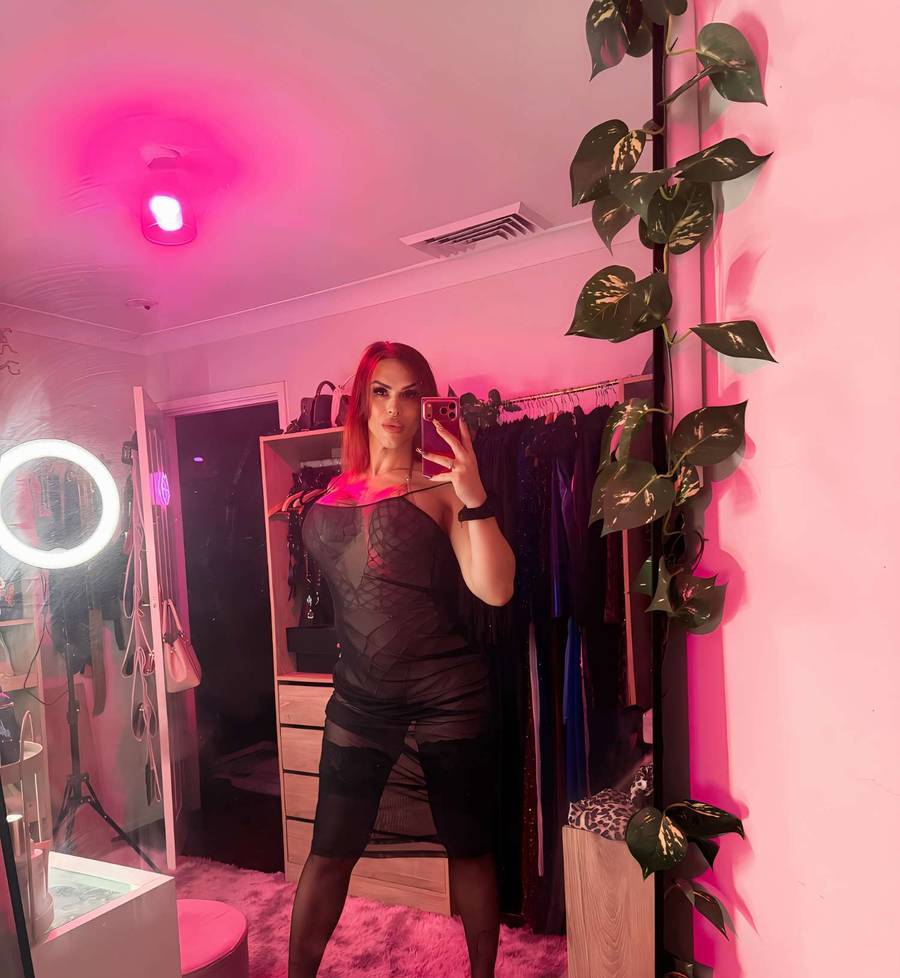 TS Sasha Coxx photo 3